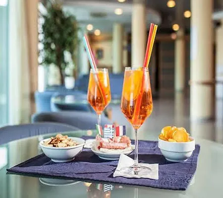 马斯塔伊酒店 酒店 西尼加利亚