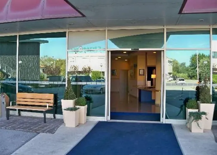 Mastai Сенигаллия